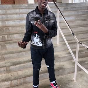 Meet your Posher, Marquez